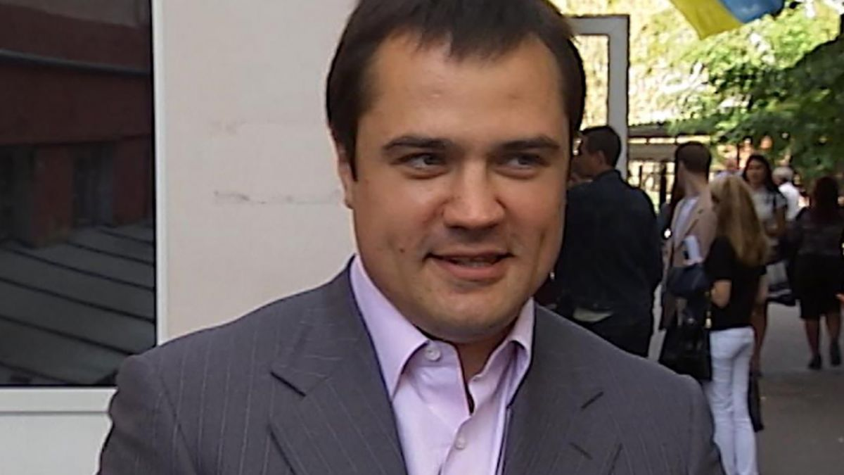 Ексдепутата Комарницького оголосили в розшук
