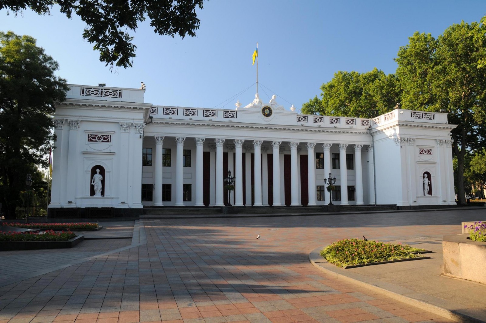 Приховані статки на 5 мільйонів: чиновниця Одеської міськради під кримінальним розслідуванням