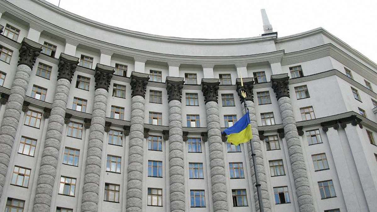 В уряді назрівають зміни: готують звільнення міністра освіти і міністра охорони здоров’я