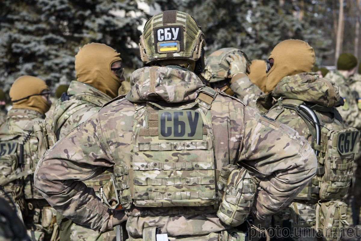 На прикарпатті СБУ розкрила угруповання вимагачів: серед затриманих боксери і кандидати в депутати