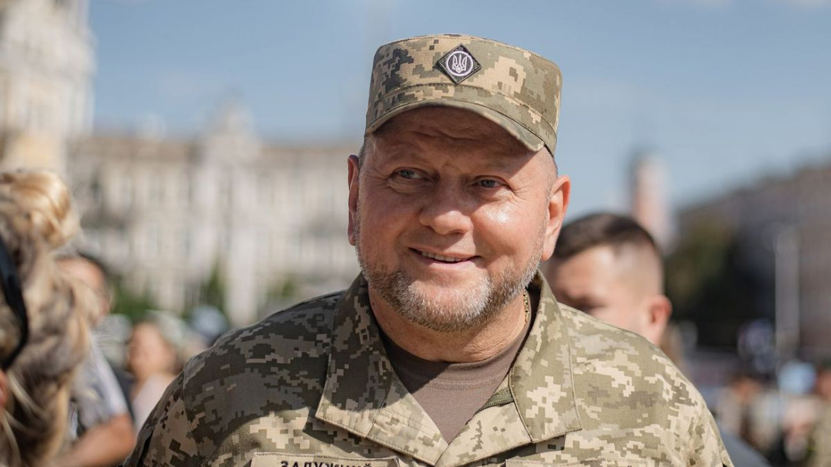 Опитування: Залужний обігнав Зеленського за рівнем довіри українців