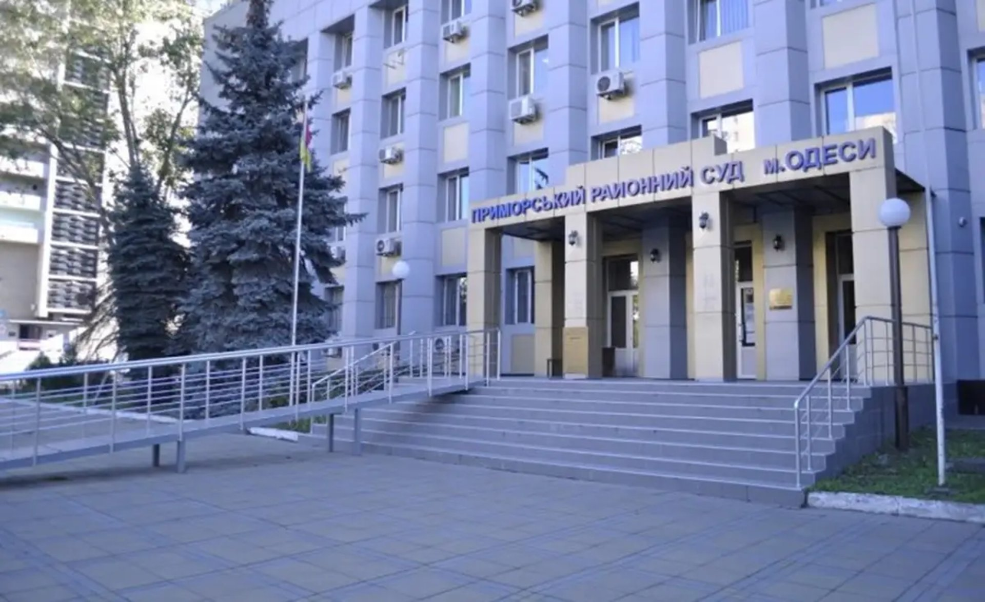 В Одесі затримали двох суддів Приморського райсуду за підозрою в отриманні хабаря