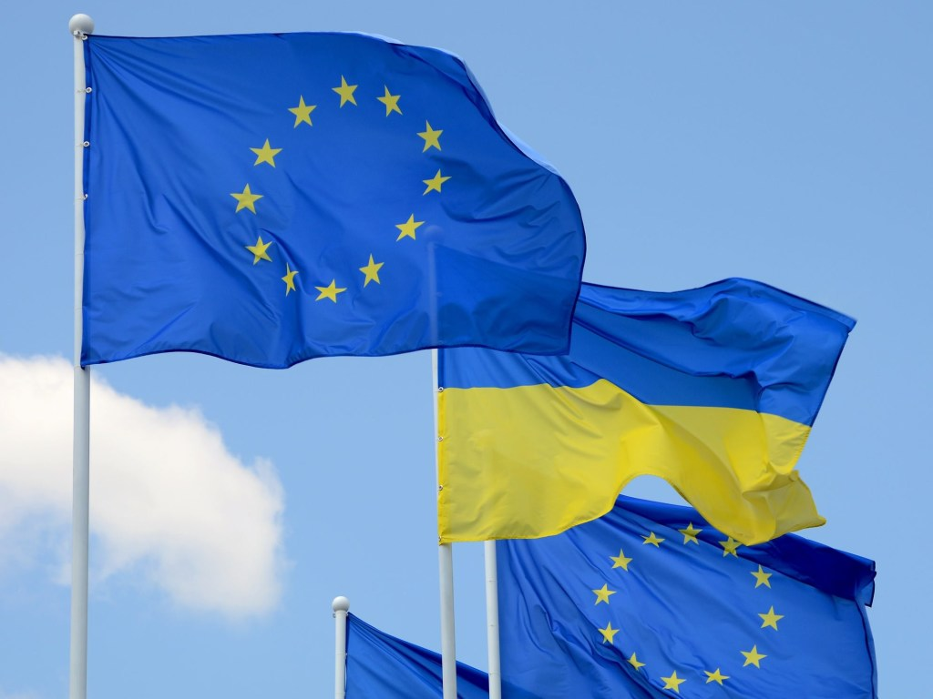 Битва за репараційний кредит і спротив “мирному плану” Трампа: ЄС намагається зберегти єдність і домовитися про допомогу Україні