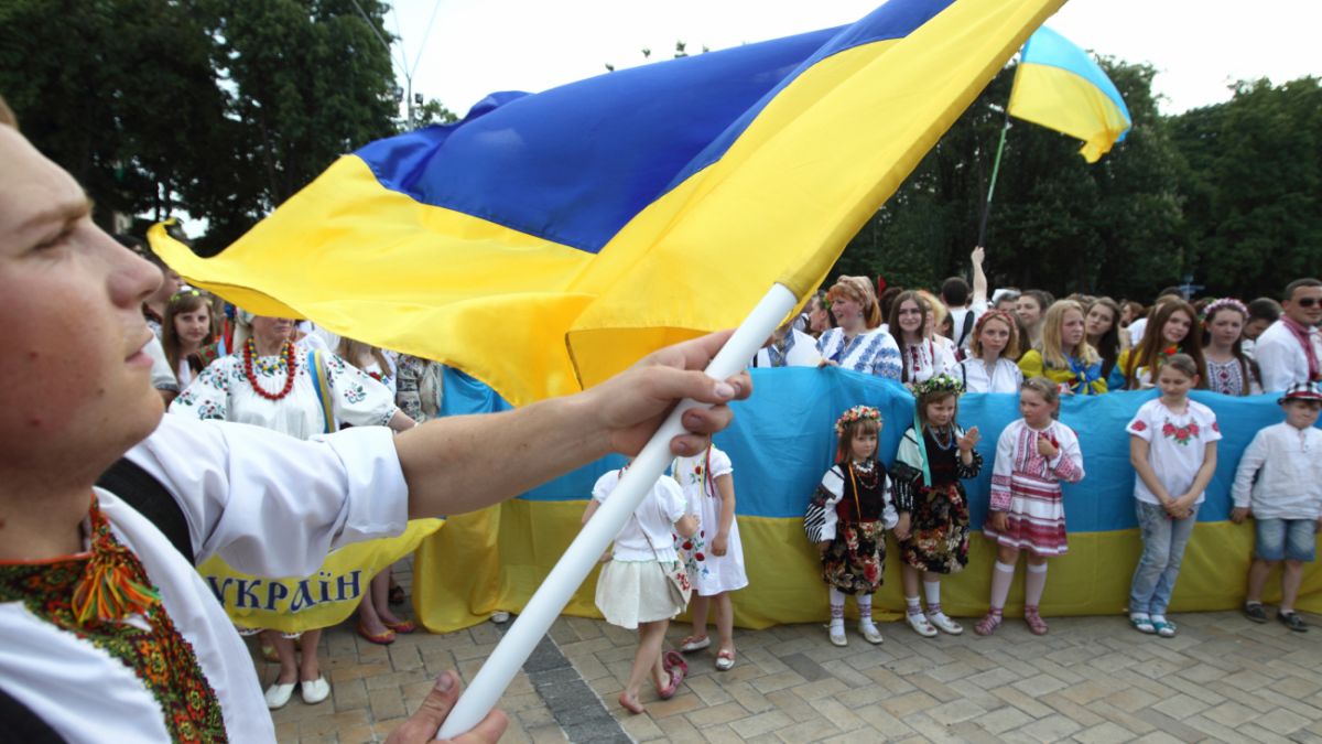Україна переживає один із найглибших демографічних кризів — CNN