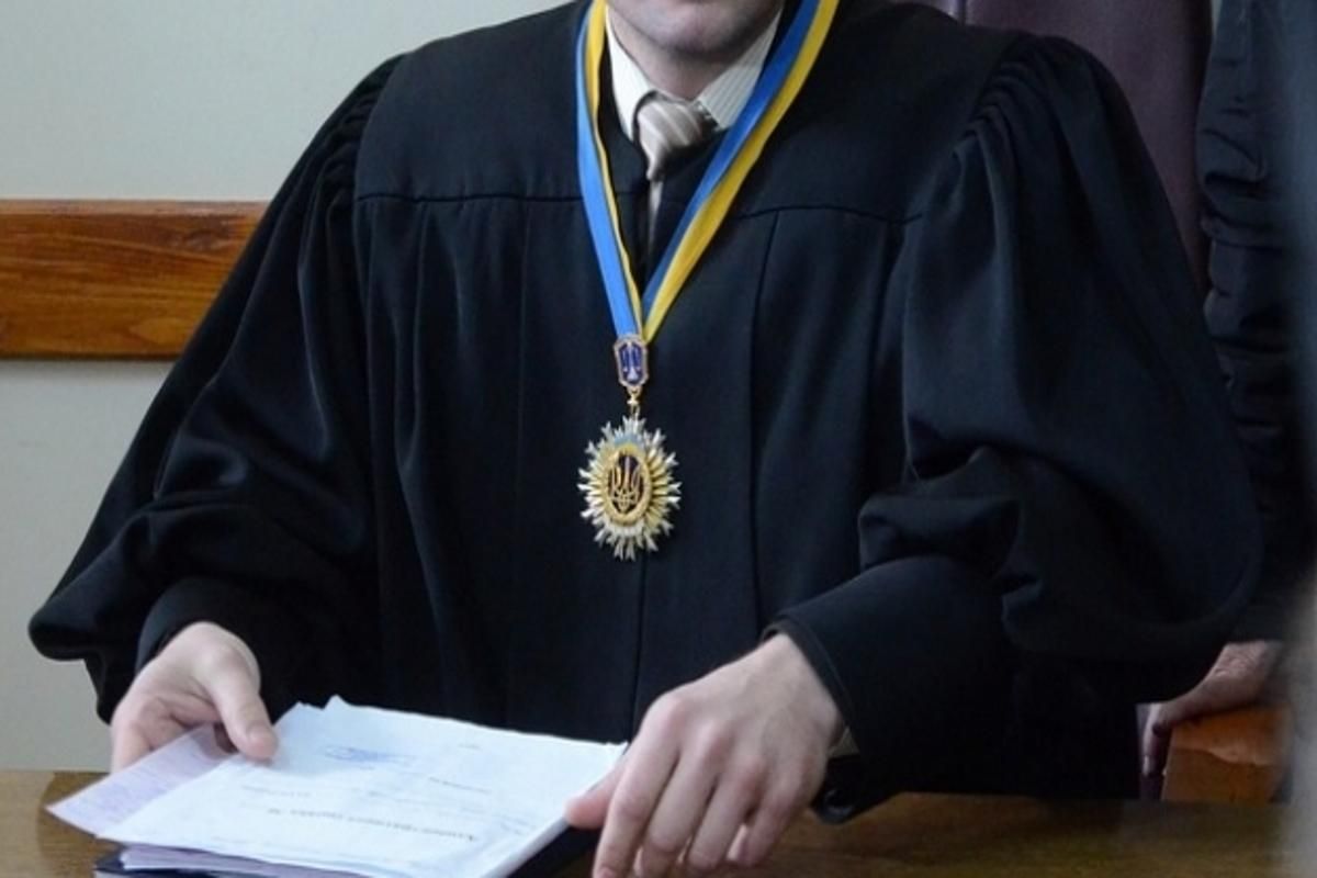 Суддя з Богуслава йде у відставку: що відомо про стаж і майно