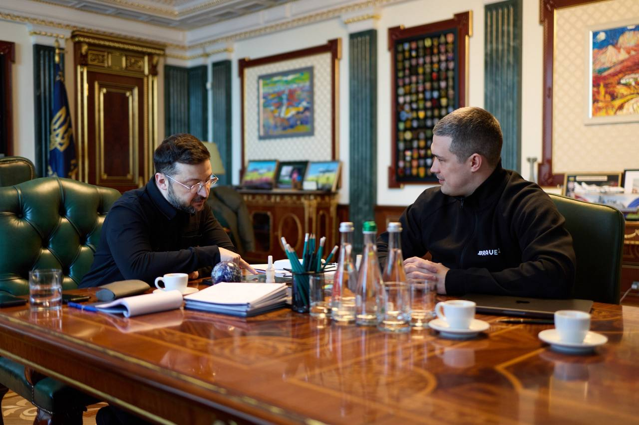 Зеленський доручив Федорову підготувати план війни ще на рік