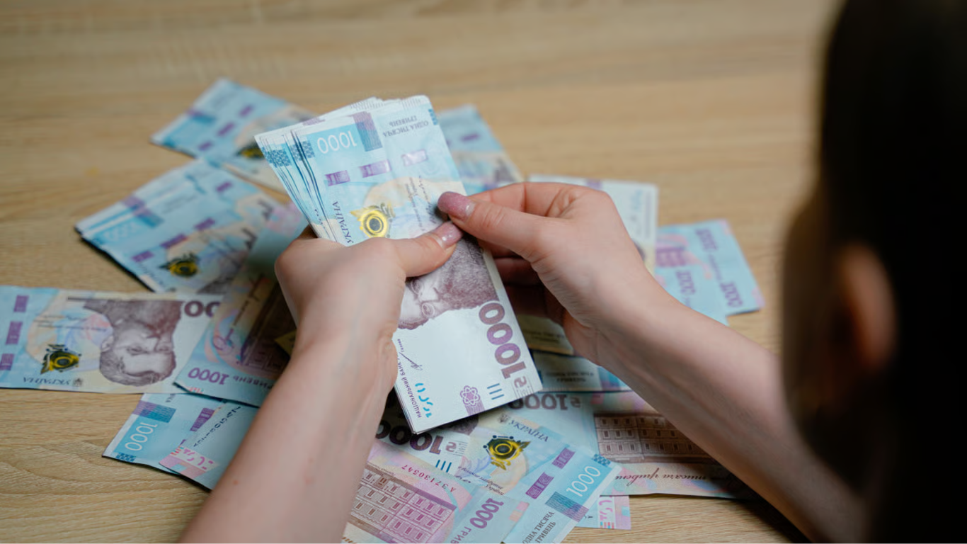 Дефіцит кадрів підштовхує зарплати в Україні до нового рівня