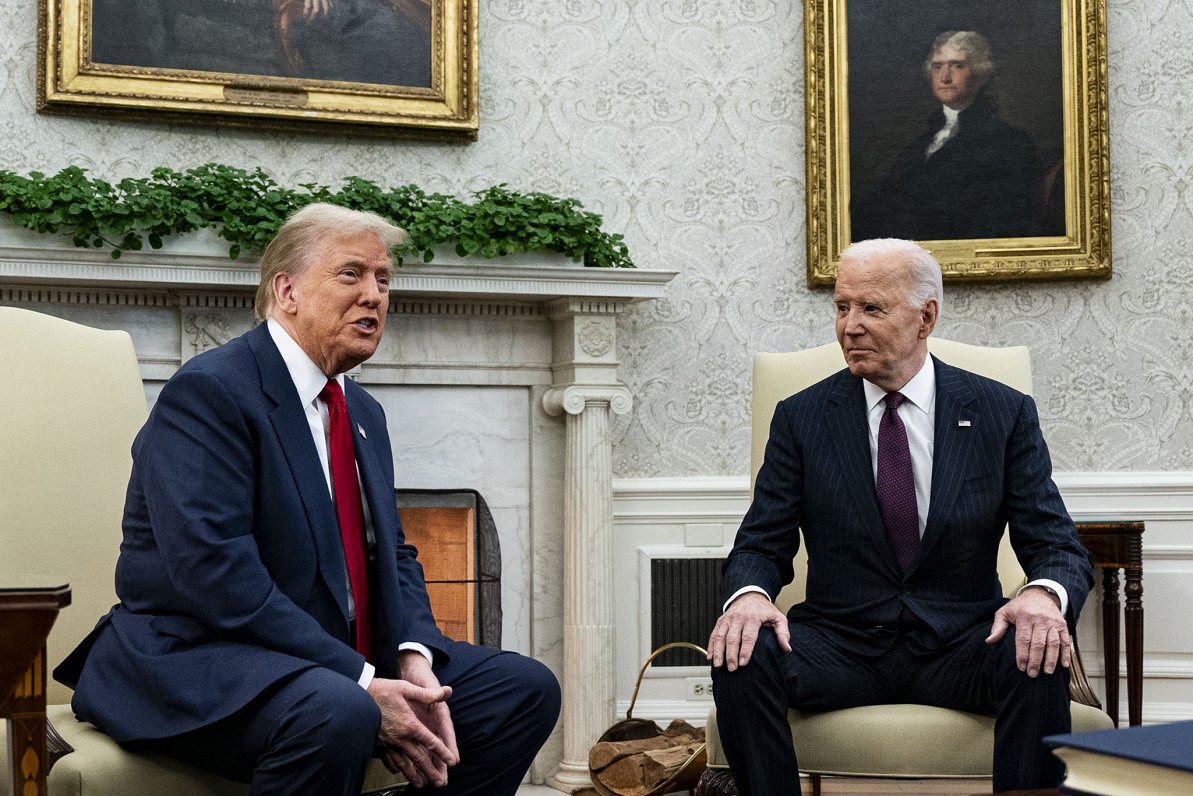 Трамп знову атакує Байдена через Україну: чому цифра $350 млрд стала новою політичною зброєю у США