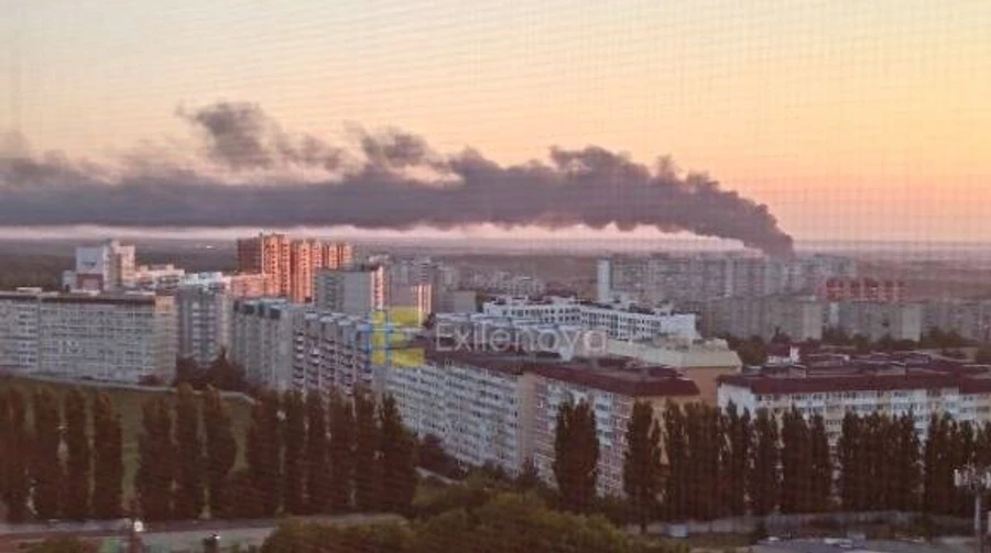 Паливний удар по Росії: після атаки дронів одночасно спалахнули дві стратегічні нафтобази