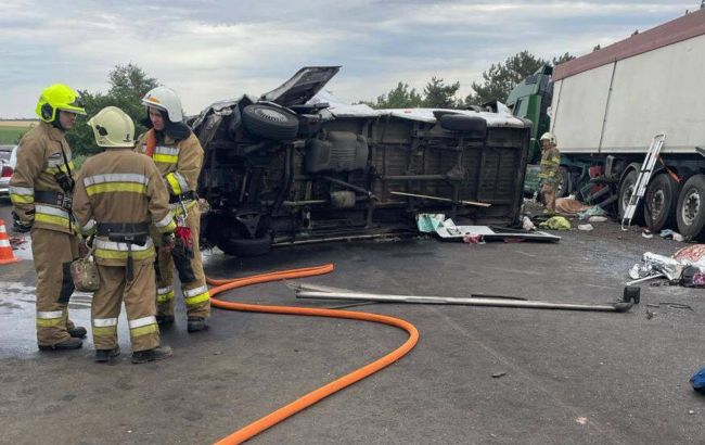 Втеча після трагедії: водію оголосили підозру у смертельній ДТП, де загинули 12 людей