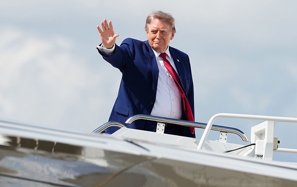 Трамп оголосив про «100% контроль» над Ормузькою протокою: що насправді відбувається з головною нафтовою артерією світу