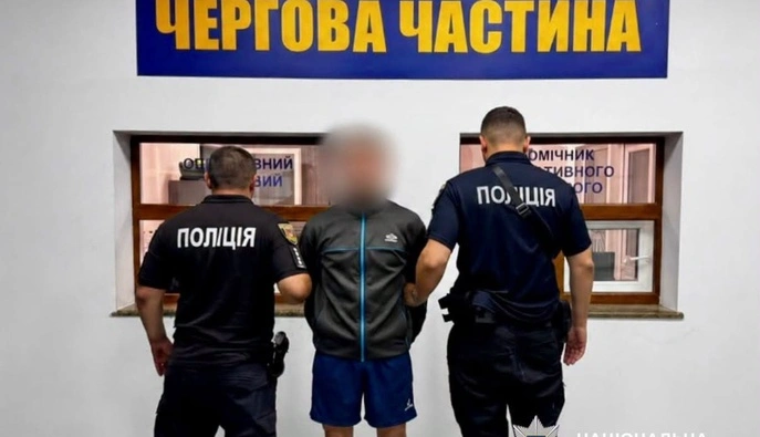 Стрілянина під час мобілізації в Одесі: чоловік відкрив вогонь по військових ТЦК — четверо поранених