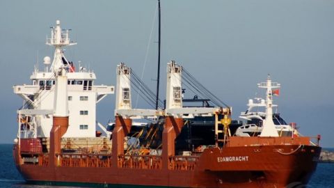 Росія перекинула бронетехніку до Малі через підсанкційне судно