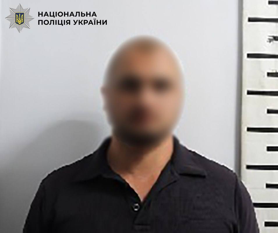 «Ваших батьків посадять на 25 років»: у Києві шахраї змусили 13-річну доньку військового віддати понад 2,5 млн грн