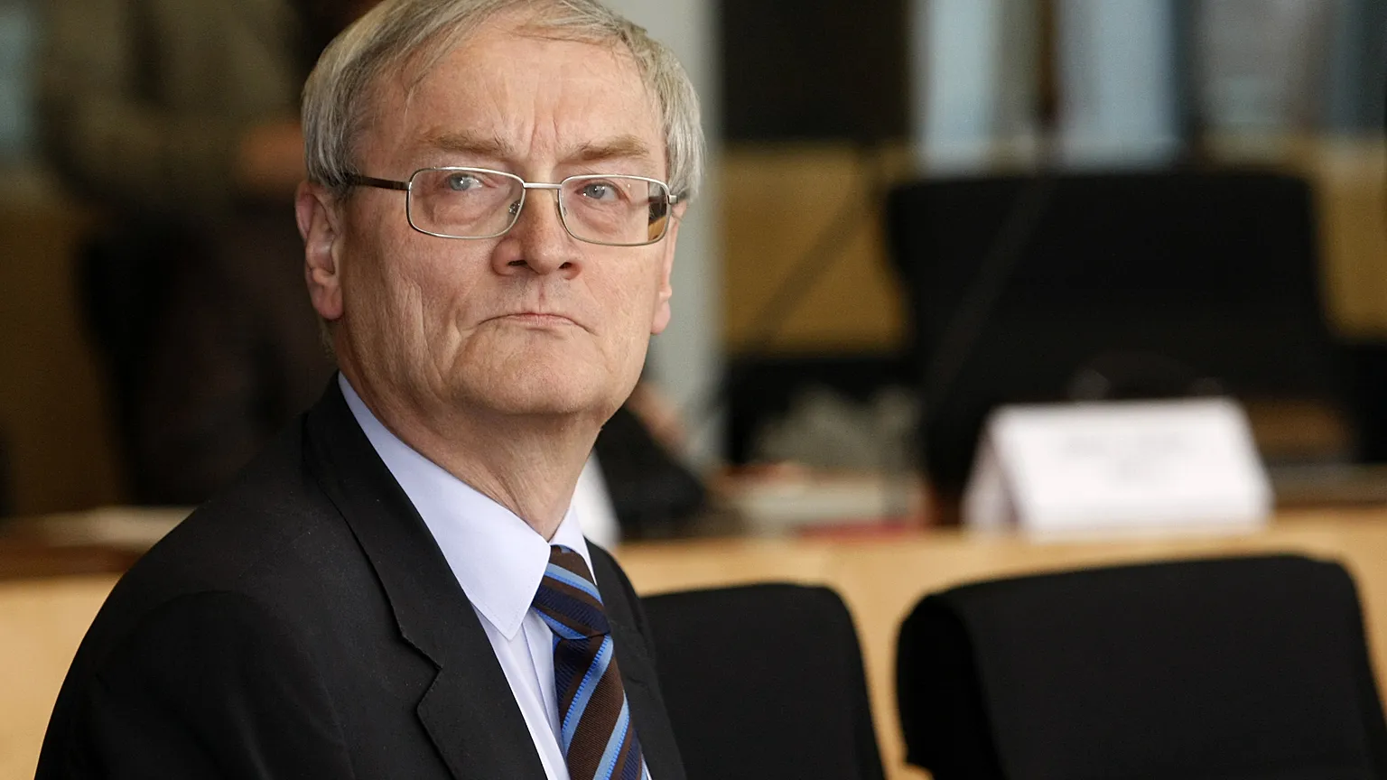 Шпигунський землетрус у Берліні: екскерівника розвідки Німеччини заарештували за злив тисяч таємних документів