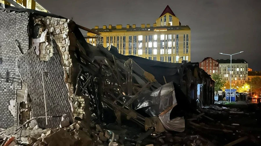 Росія вдарила по Києву, пошкоджені будинки, медзаклад та АЗС