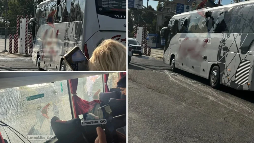 Вибух біля КПП “Паланка”: снаряд рикошетом влучив в автобус і будку прикордонників