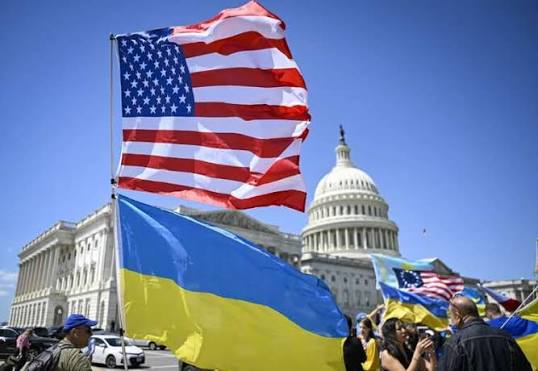 Збереження захисту від депортації: США тимчасово залишили чинним статус TPS для українців попри жорсткий міграційний курс Трампа