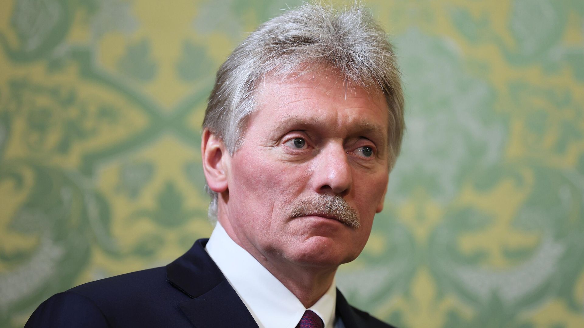 Заяви Кремля про тристоронній саміт: У РФ заперечують підготовку зустрічі Путіна, Трампа та Зеленського